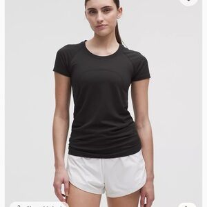Lululemon Athletica Black Short Sleeve Tee